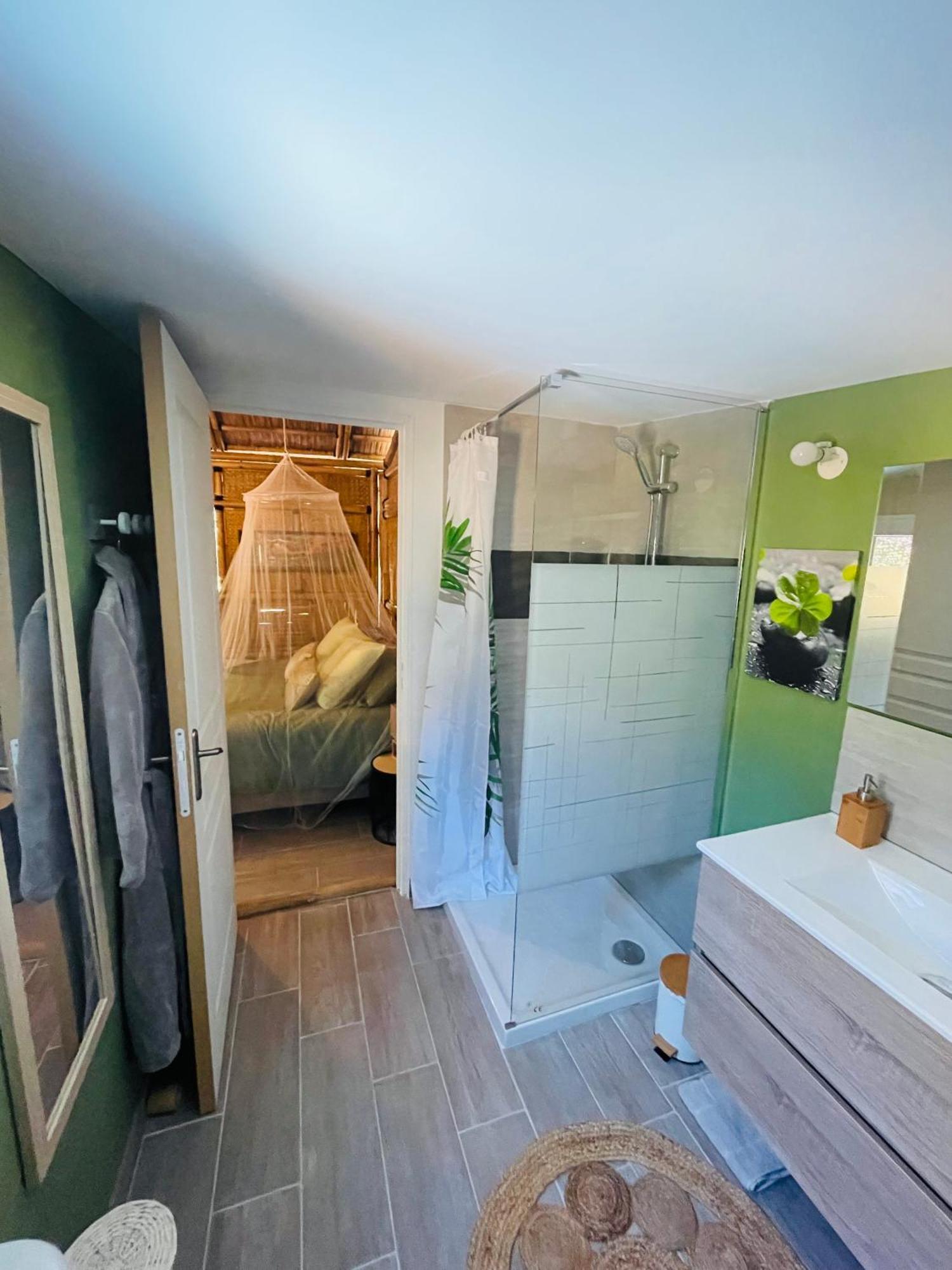Suite Bambou Bien-Etre A Bali - Le Soleil Des Cevennes Saint-Jean-du-Gard Bagian luar foto